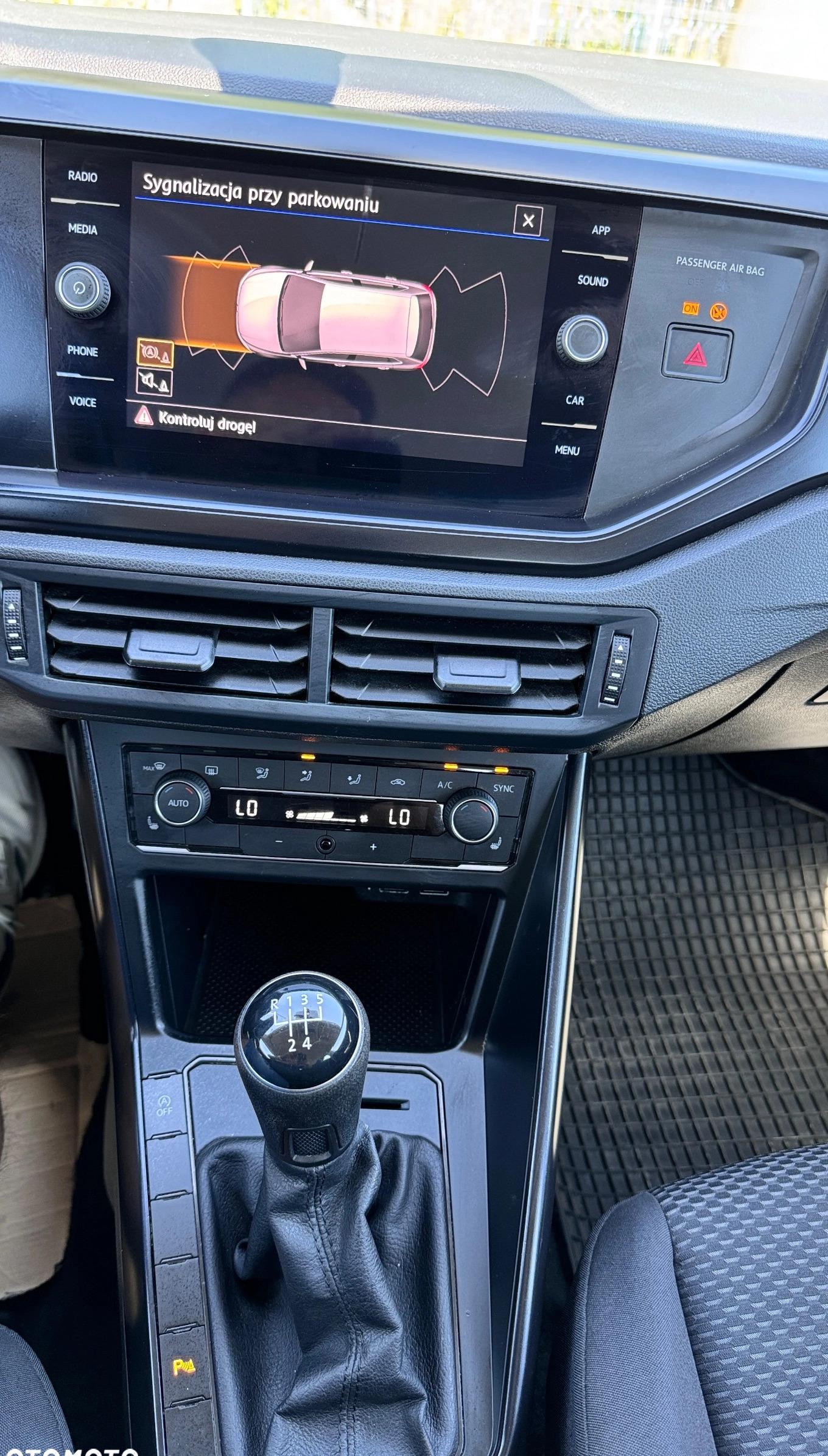Volkswagen Polo cena 44000 przebieg: 86000, rok produkcji 2019 z Zabrze małe 232